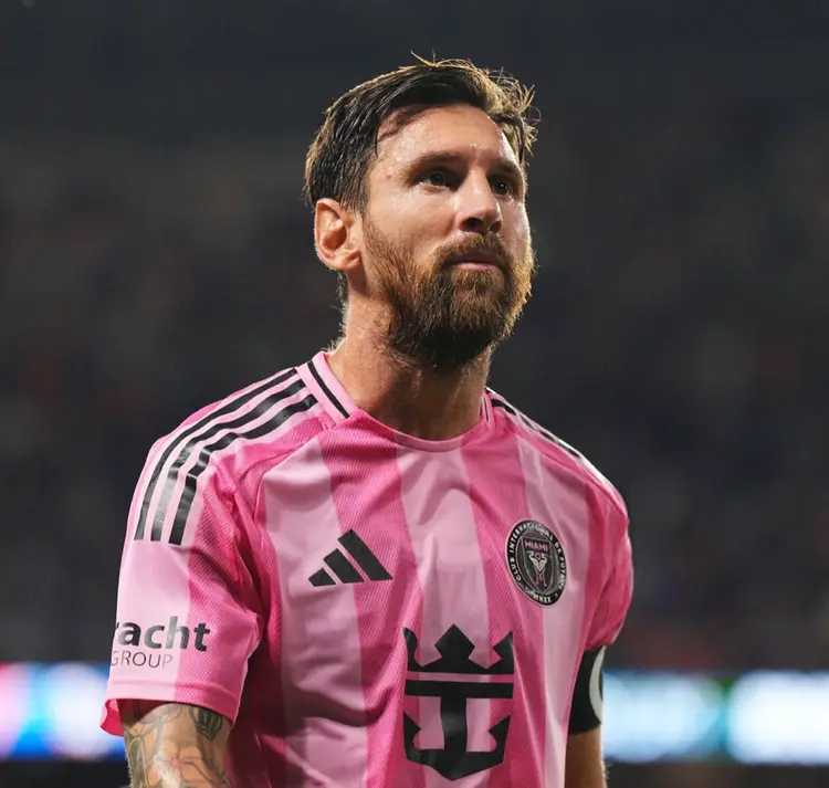 开云体育下载-瑞士队引发争议！，梅西官方宣布败北新规全场沸腾不已(中方回应普京计划访华)