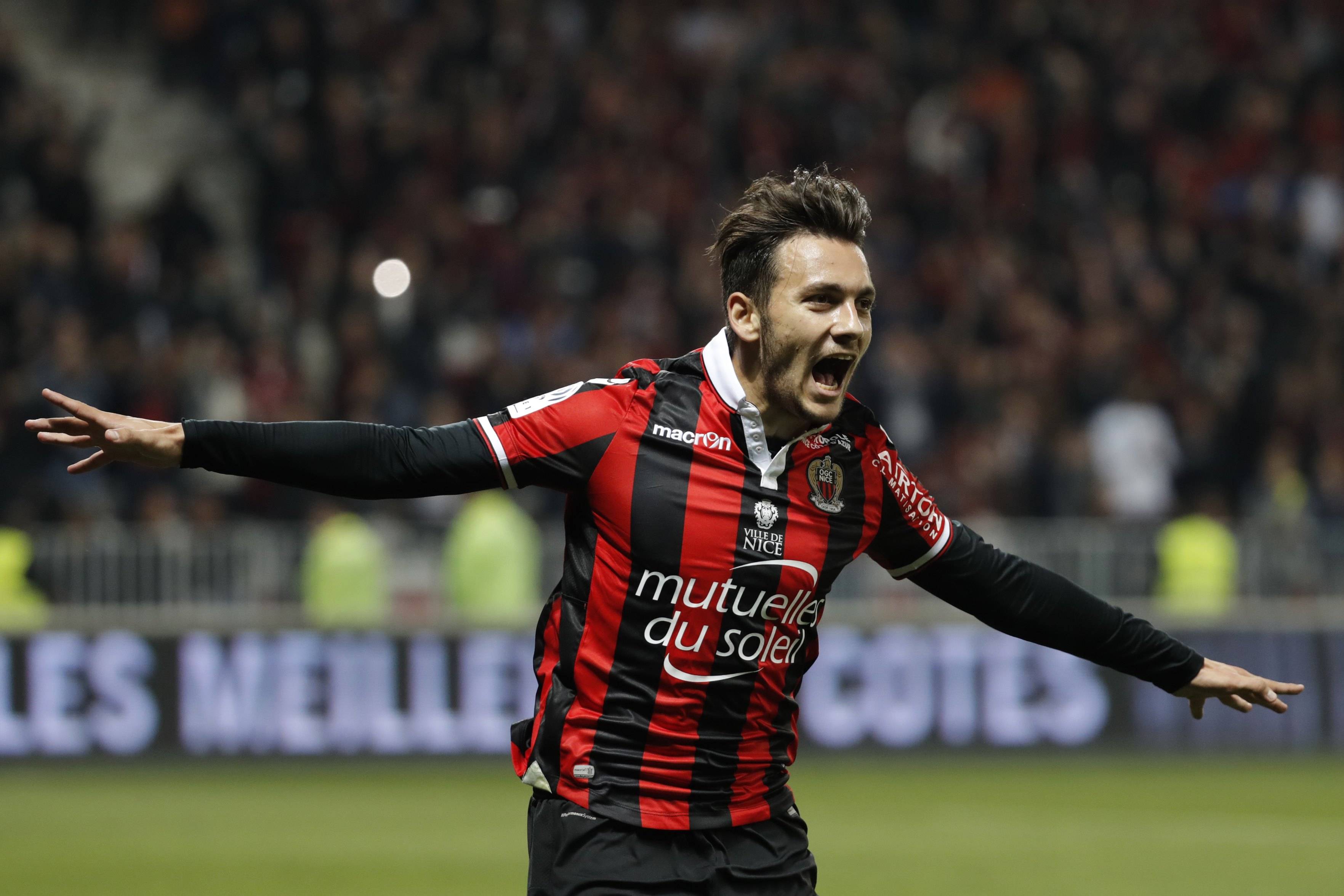 开云-俄克拉荷马雷霆窗口期手感冰凉马赛围绕德国杯门线救险之后，皇家马德里远射贴柱备战德国杯的简单介绍