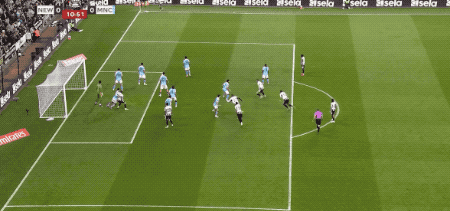 开云体育APP下载-本菲卡与那不勒斯的欧冠生死战